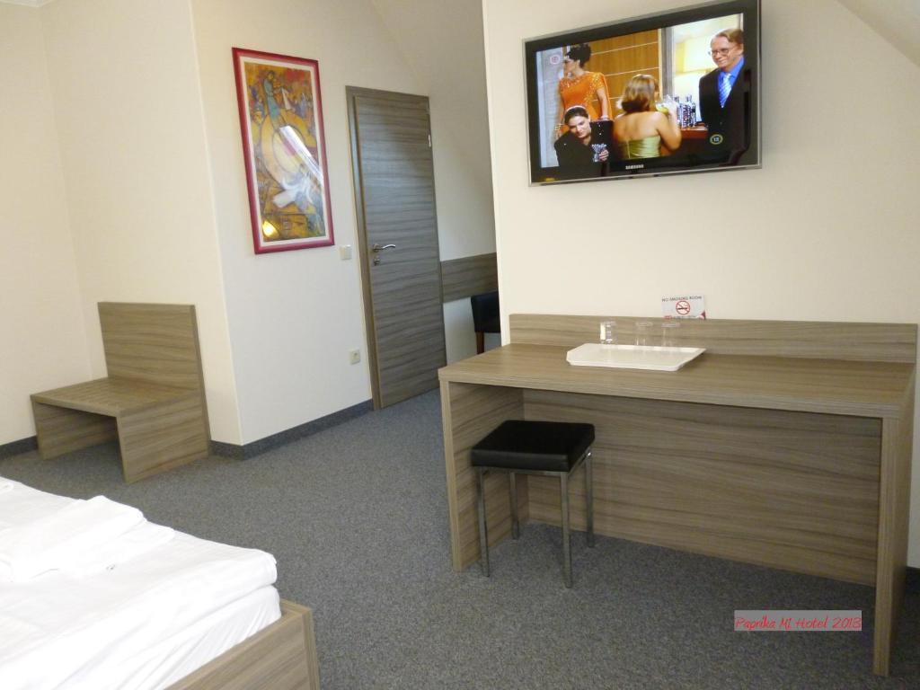 Paprika M1 Hotel Hegyeshalom Δωμάτιο φωτογραφία
