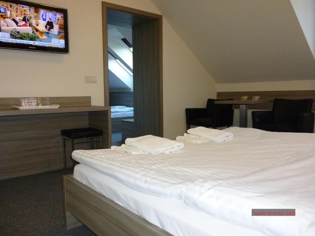 Paprika M1 Hotel Hegyeshalom Δωμάτιο φωτογραφία